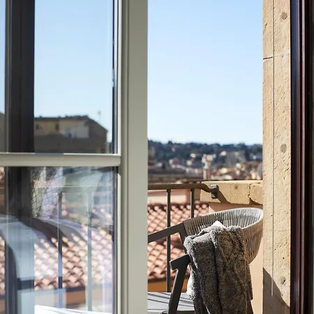Premiere Ponte Vecchio 7 Floor Florence
